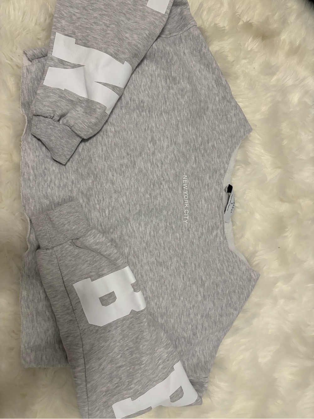 Primark Light Grey New York City Graphic Sweatshirt with White Sleeve Prints